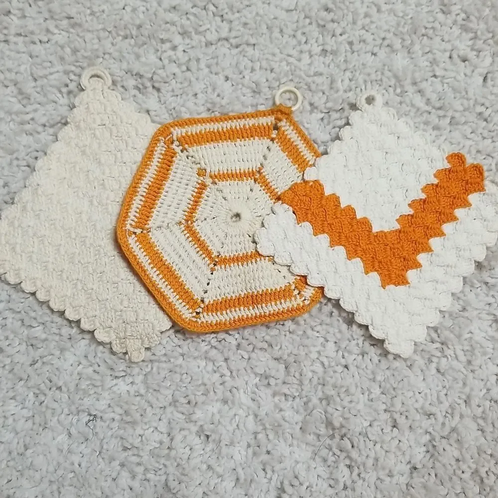 Set of 3 Vintage Crochet Pot Holders